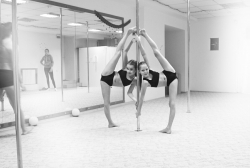 Школа гибкости ONFLEX - Полтава, Stretching, Pole dance, Гимнастика